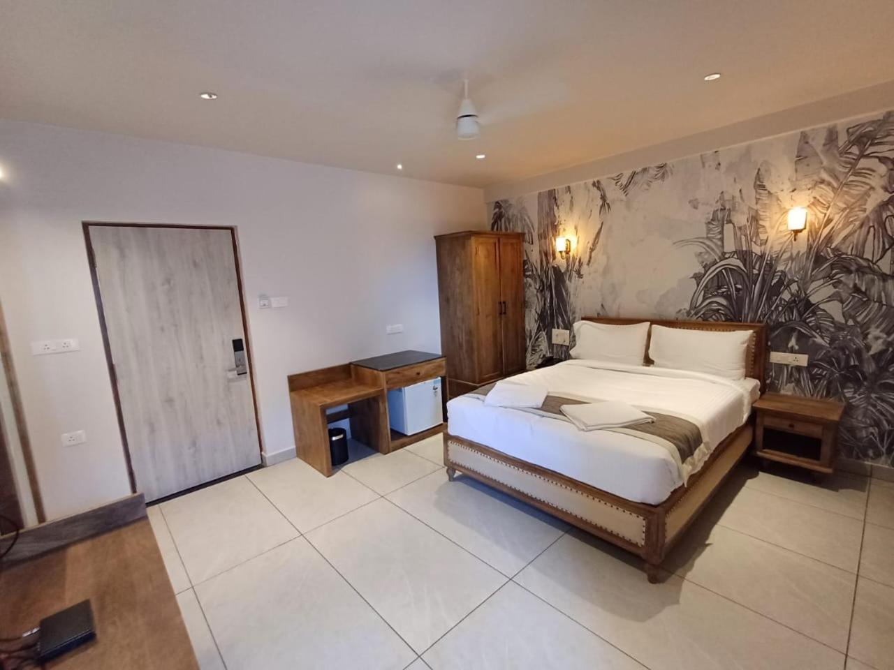 Ariena By Spree Hotels Goa Morjim Exterior foto