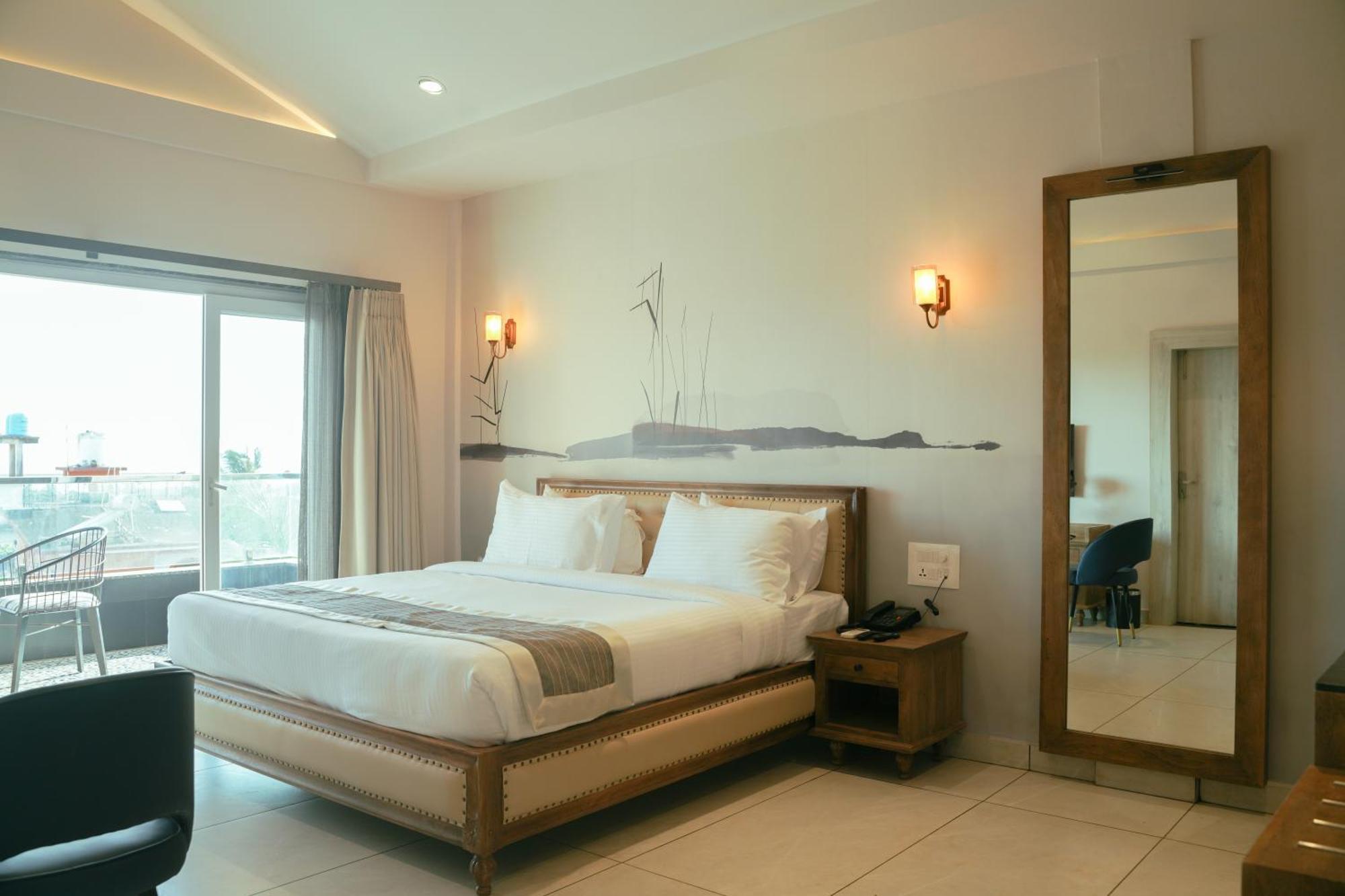 Ariena By Spree Hotels Goa Morjim Exterior foto